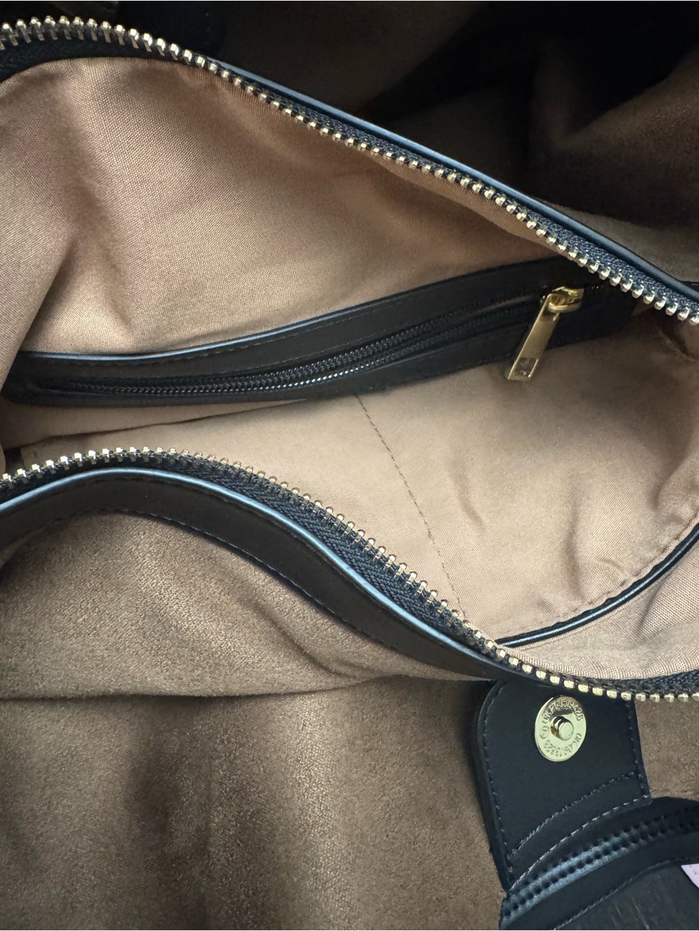 Sondra Roberts Black Vegan Leather Tote Bag - Picture 6 of 8